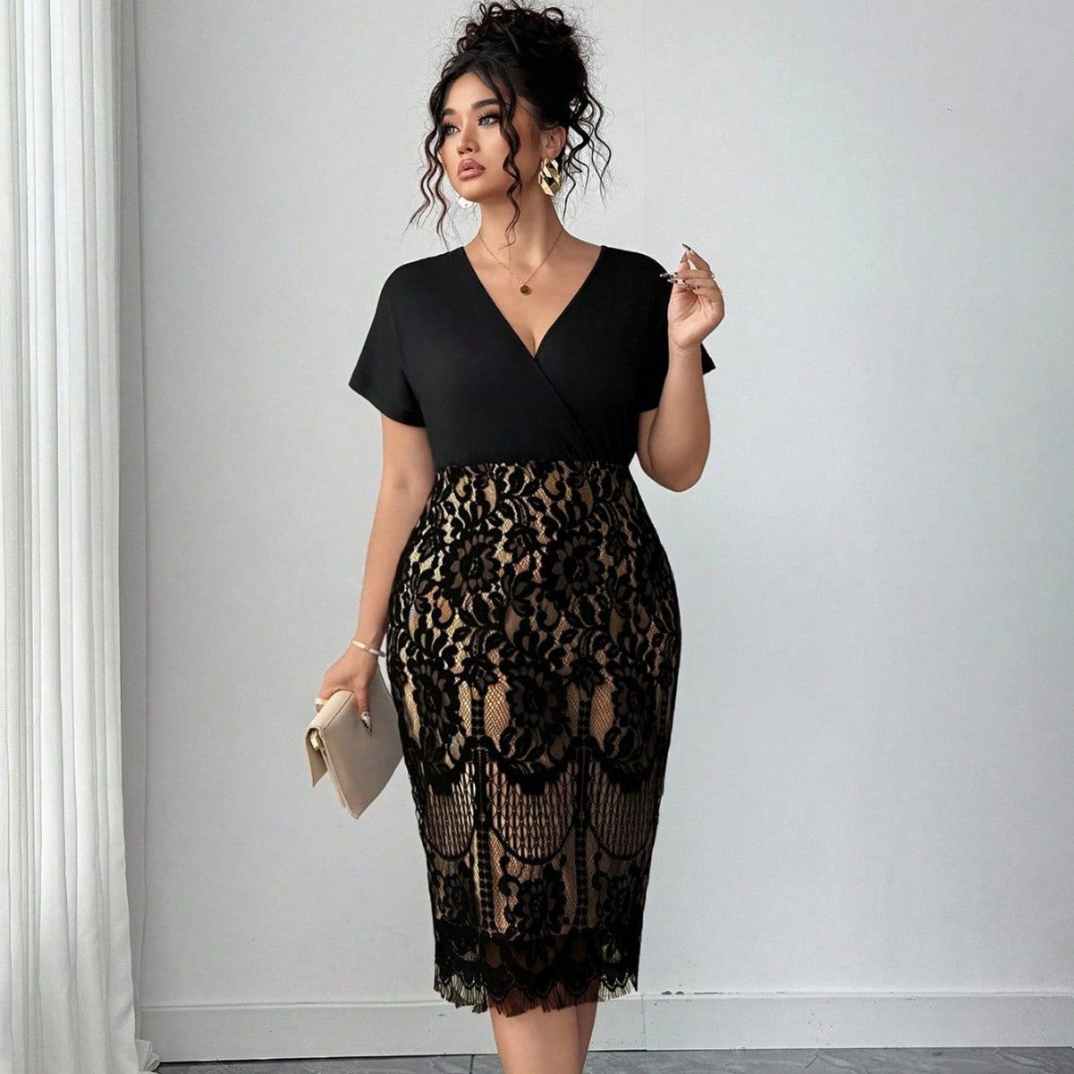 Elegant Non-Stretch Lace Dress For Women